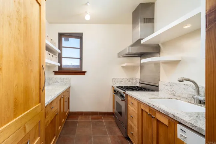 Guest House Kitchen