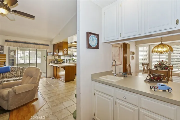 1360 Hickory Drive, Hemet, California 92545