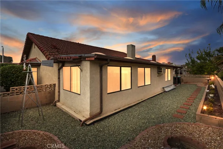 1360 Hickory Drive, Hemet, California 92545