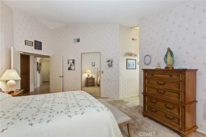 1360 Hickory Drive, Hemet, California 92545