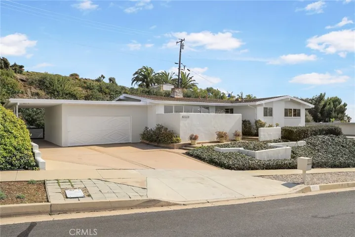 32322 Conqueror Drive, Rancho Palos Verdes, California 90275