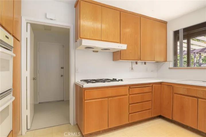 32322 Conqueror Drive, Rancho Palos Verdes, California 90275