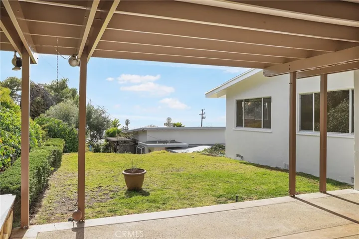 32322 Conqueror Drive, Rancho Palos Verdes, California 90275