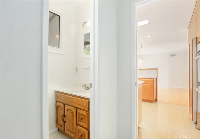 32322 Conqueror Drive, Rancho Palos Verdes, California 90275