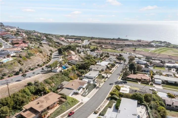 32322 Conqueror Drive, Rancho Palos Verdes, California 90275