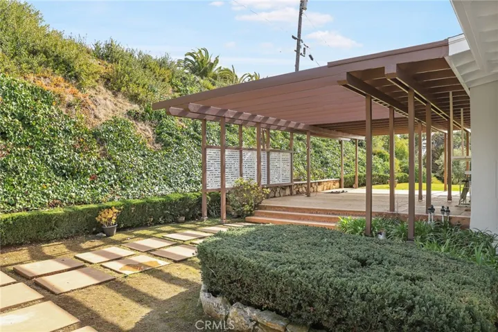 32322 Conqueror Drive, Rancho Palos Verdes, California 90275