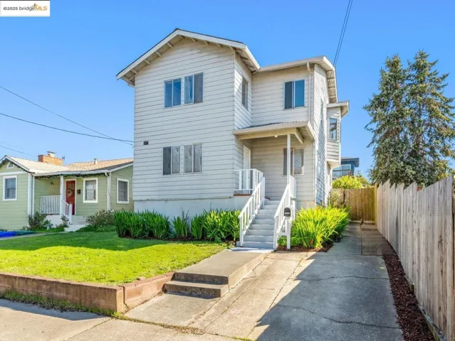 1529 Poplar Ave, Richmond, California 94805