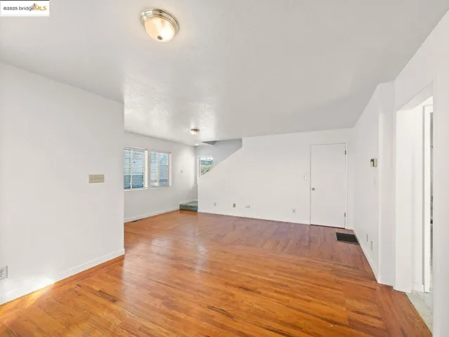 1529 Poplar Ave, Richmond, California 94805