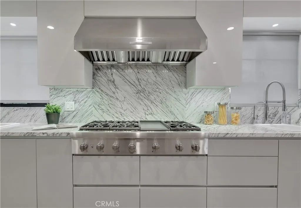 1812 Linda Vista, Pasadena, California 91103 home-pic-24