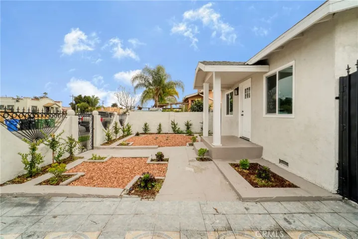 1210 W 65th Place, Los Angeles, California 90044