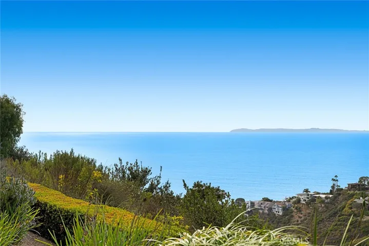 755 Pelican Drive, Laguna Beach, California 92651