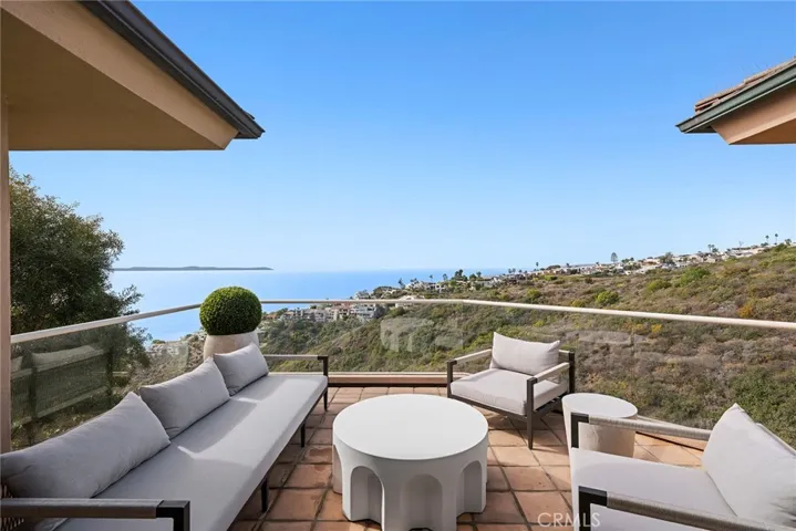 755 Pelican Drive, Laguna Beach, California 92651
