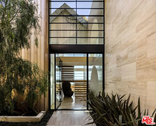 879 Linda Flora Drive, Los Angeles, California 90049