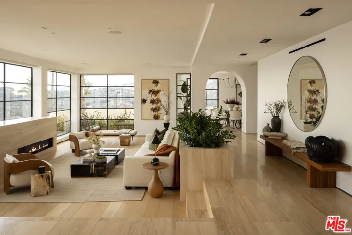 879 Linda Flora Drive, Los Angeles, California 90049