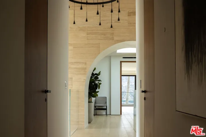 879 Linda Flora Drive, Los Angeles, California 90049