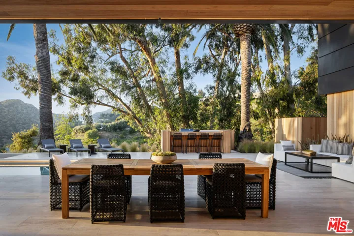 879 Linda Flora Drive, Los Angeles, California 90049