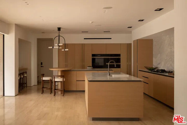 879 Linda Flora Drive, Los Angeles, California 90049