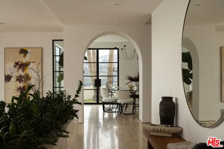 879 Linda Flora Drive, Los Angeles, California 90049