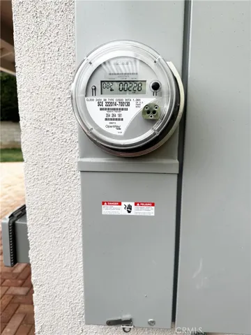 Upgraded 200-amp panel (2025)to accomodate all of your current needs~