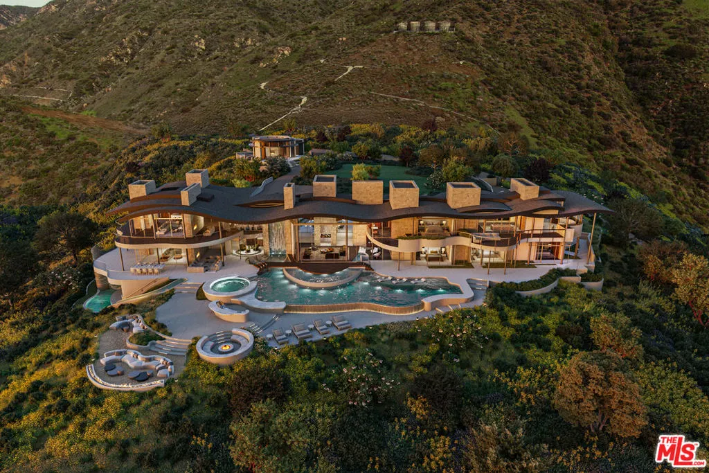 2930 Sweetwater Mesa Road, Malibu, California 90265, 6 Bedrooms Bedrooms, ,11 BathroomsBathrooms,Residential,For Sale,Sweetwater Mesa,25496269