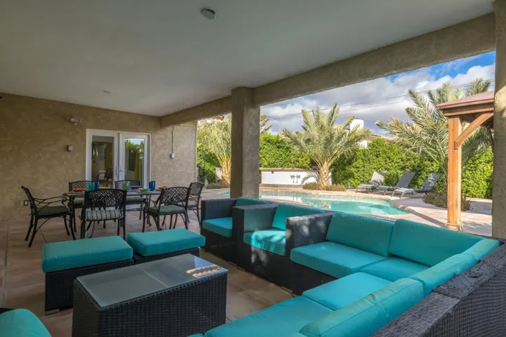 14-Photo-14