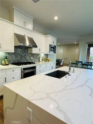 11 Umbria, Lake Forest, California 92630
