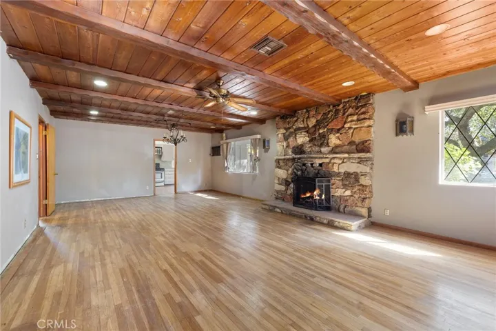 8207 Grenoble Street, Sunland, California 91040