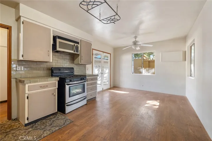 8207 Grenoble Street, Sunland, California 91040