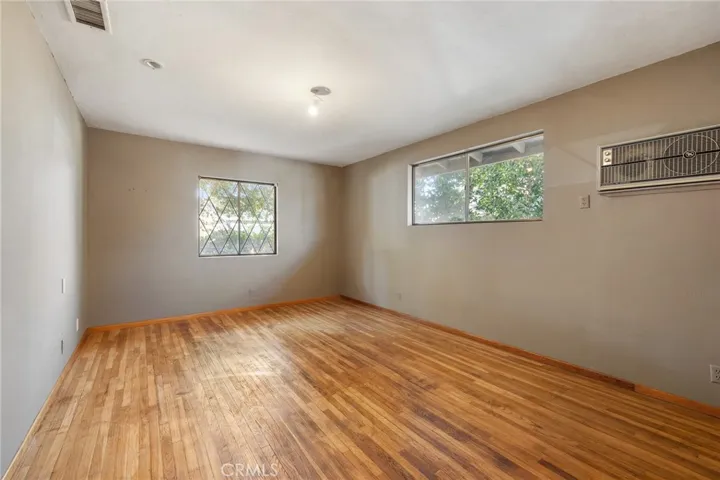 8207 Grenoble Street, Sunland, California 91040