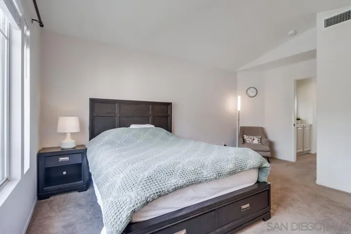 12440 Ruette Alliante, San Diego, California 92130