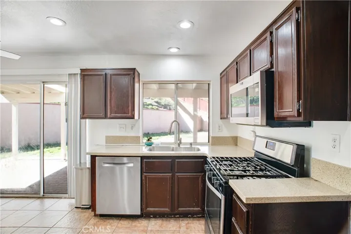3488 Ridgecrest Drive, Corona, California 92881