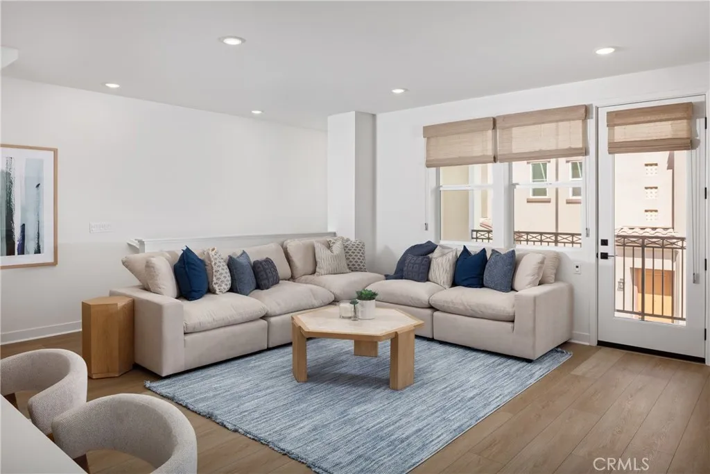 2209 W Orange 16, Anaheim, California 92804 home-pic-4