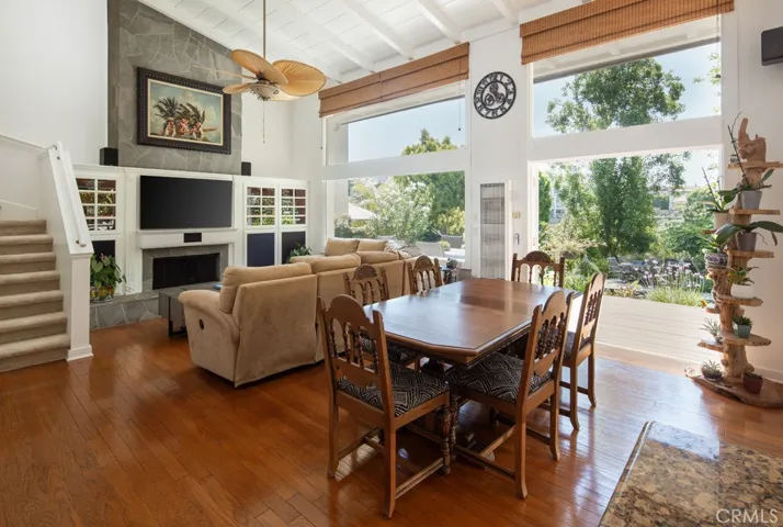 612 Poppy Avenue, Corona Del Mar, California 92625