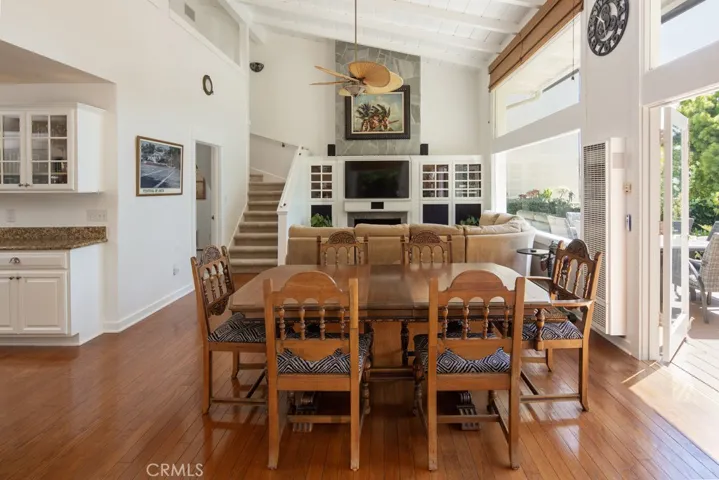 612 Poppy Avenue, Corona Del Mar, California 92625