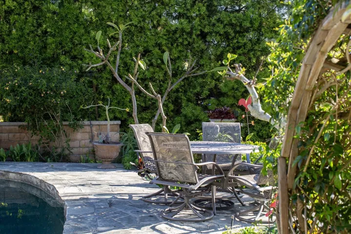 612 Poppy Avenue, Corona Del Mar, California 92625