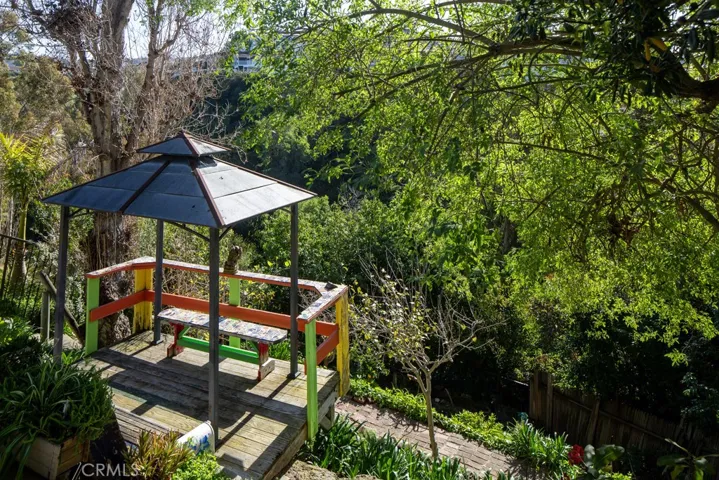 612 Poppy Avenue, Corona Del Mar, California 92625