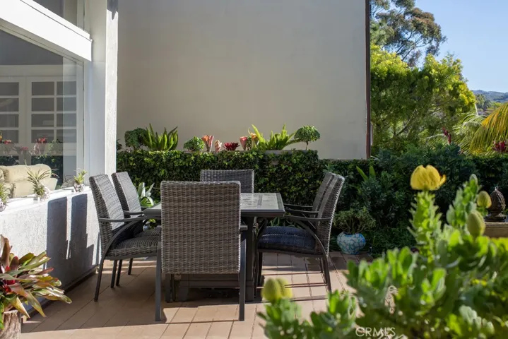 612 Poppy Avenue, Corona Del Mar, California 92625