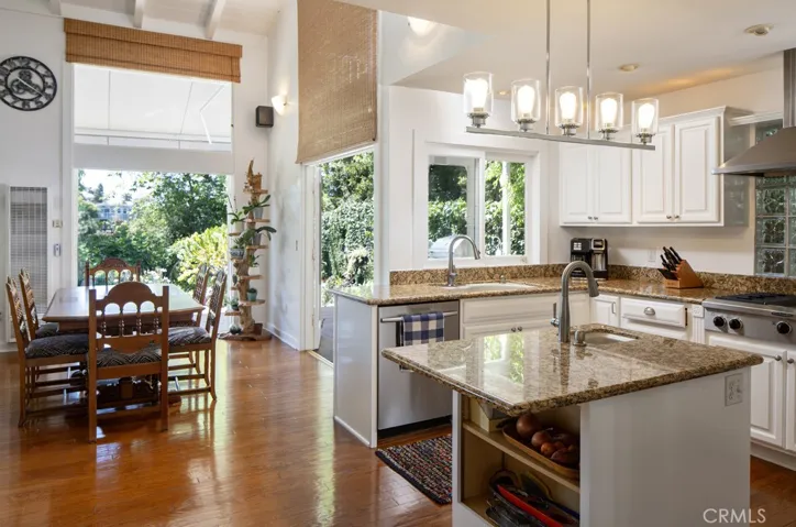 612 Poppy Avenue, Corona Del Mar, California 92625