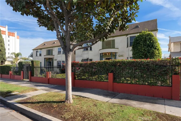 1338 Crenshaw Boulevard, Los Angeles, California 90019