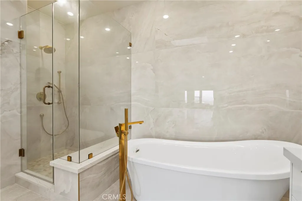 5 Argo 73, Irvine, California 92603 home-pic-35