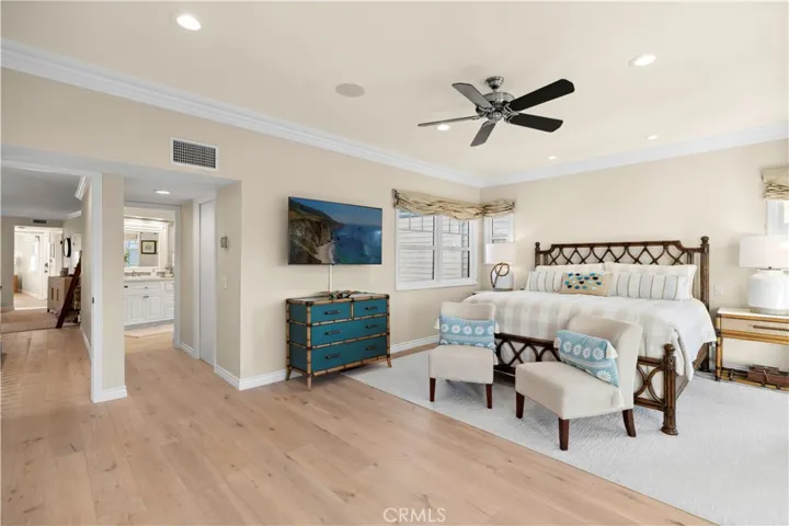 302 Narcissus Avenue, Corona Del Mar, California 92625