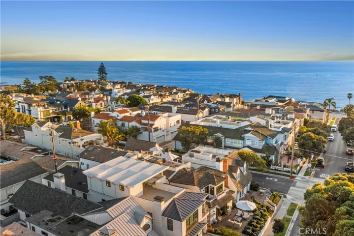 302 Narcissus Avenue, Corona Del Mar, California 92625
