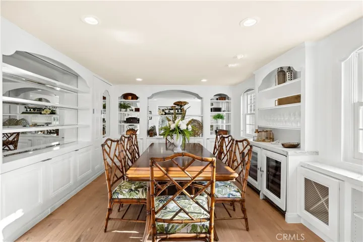 302 Narcissus Avenue, Corona Del Mar, California 92625