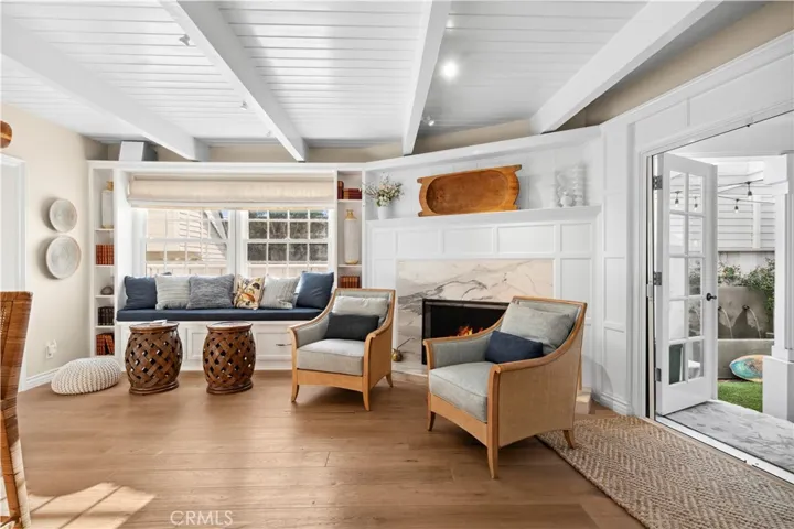 302 Narcissus Avenue, Corona Del Mar, California 92625
