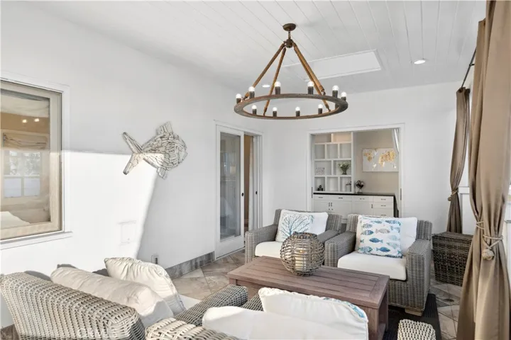 302 Narcissus Avenue, Corona Del Mar, California 92625