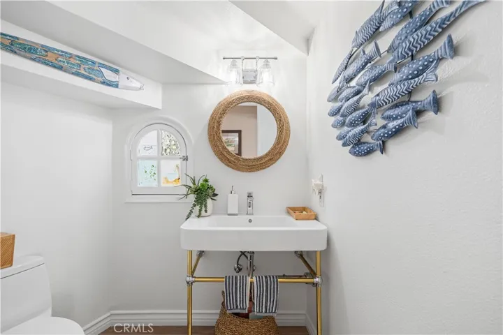 302 Narcissus Avenue, Corona Del Mar, California 92625