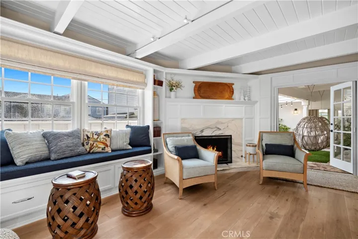 302 Narcissus Avenue, Corona Del Mar, California 92625