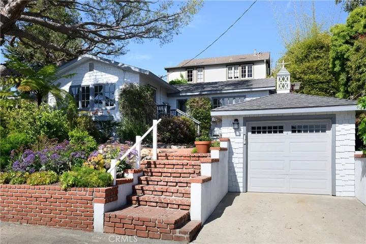 2130 Glenneyre Street, Laguna Beach, California 92651