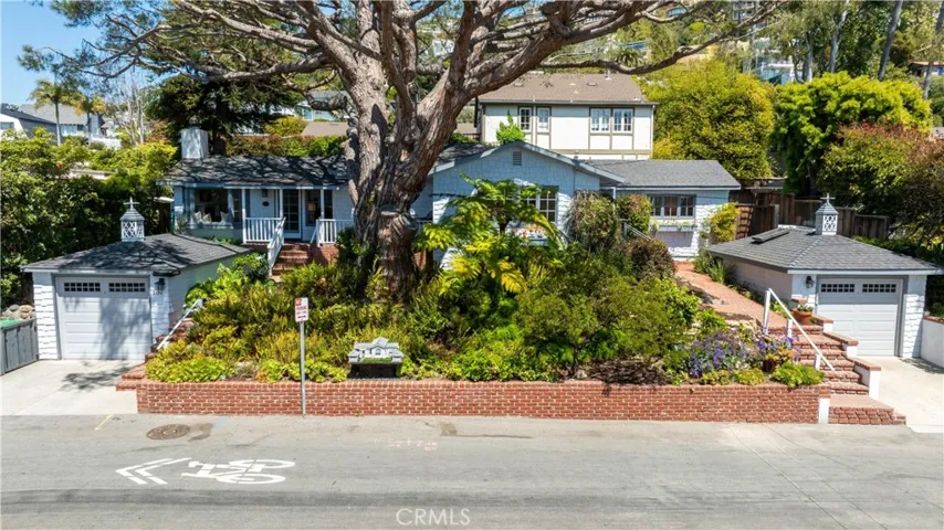 2130 Glenneyre Street, Laguna Beach, California 92651