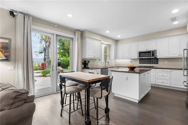 26844 Peppertree Drive, Valencia, California 91381